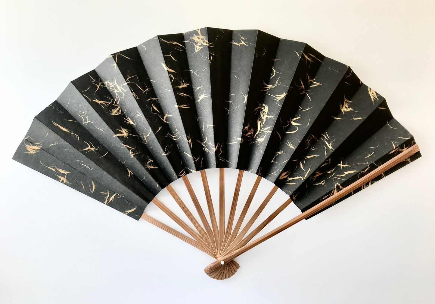 Kyo Sensu folding fan x Tosa Washi paper x MUSUHI: Dragon Soaring Through Clouds Gold & Black (L) #KS-2