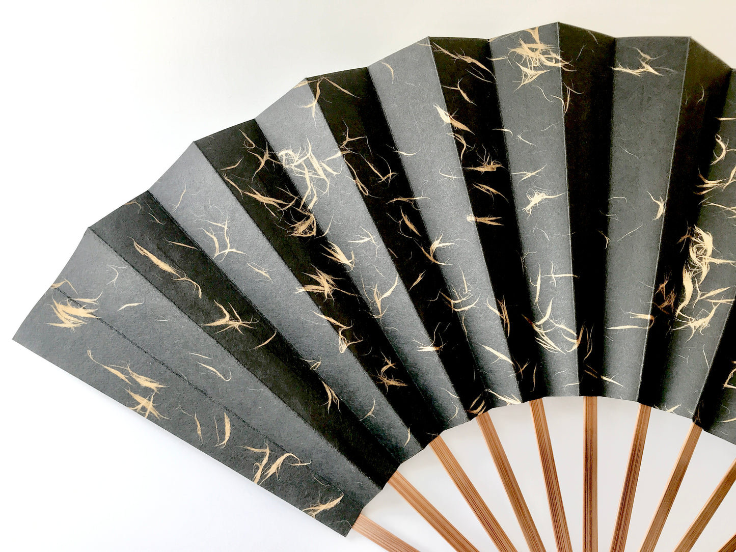 Kyo Sensu folding fan x Tosa Washi paper x MUSUHI: Dragon Soaring Through Clouds Gold & Black (L) #KS-2