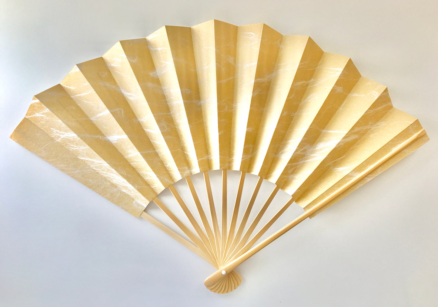 Abanico japonés × MUSUHI Dragón surcando las nubes Oro y Blanco (L) #KS-1